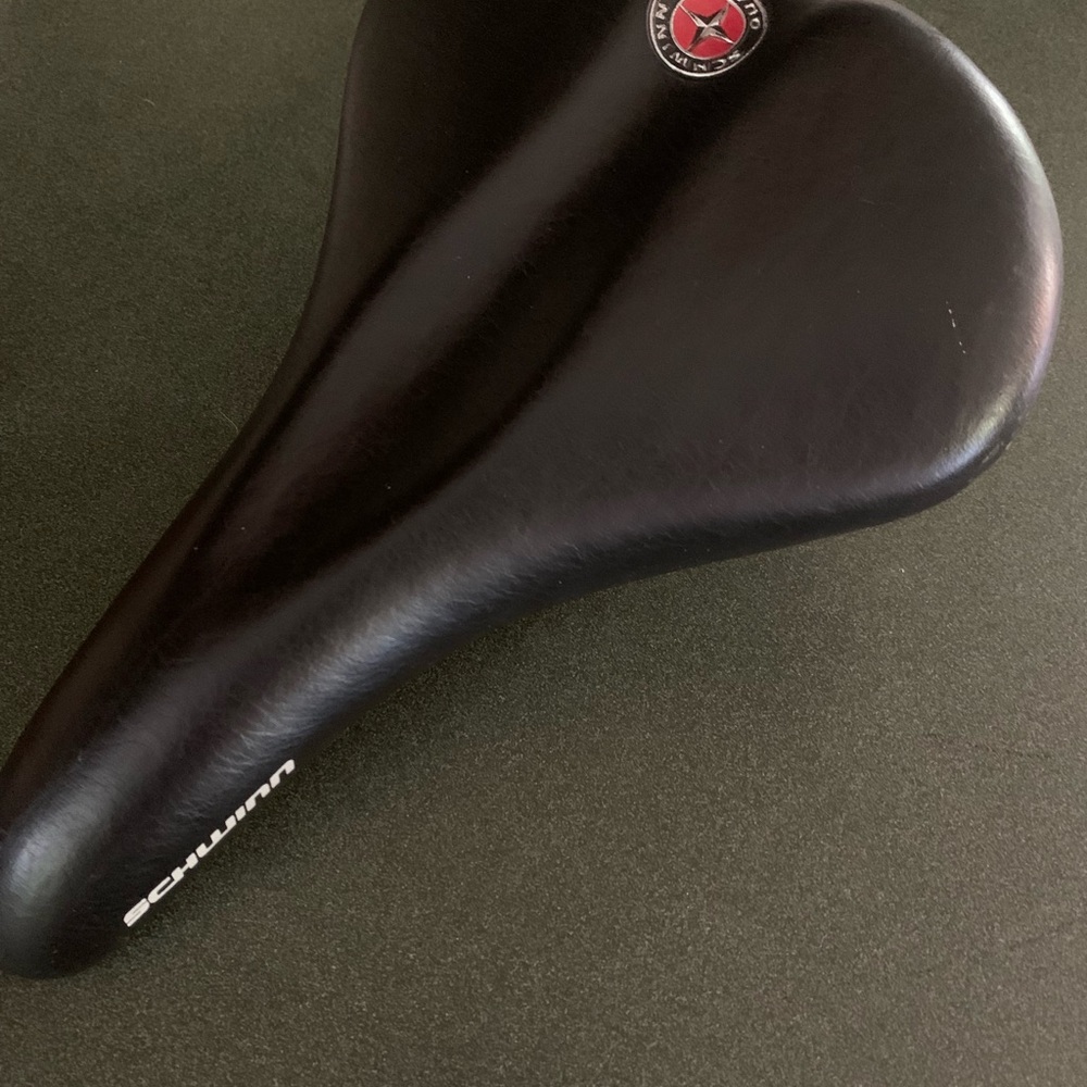 Schwinn Sleek Black Bike Saddle